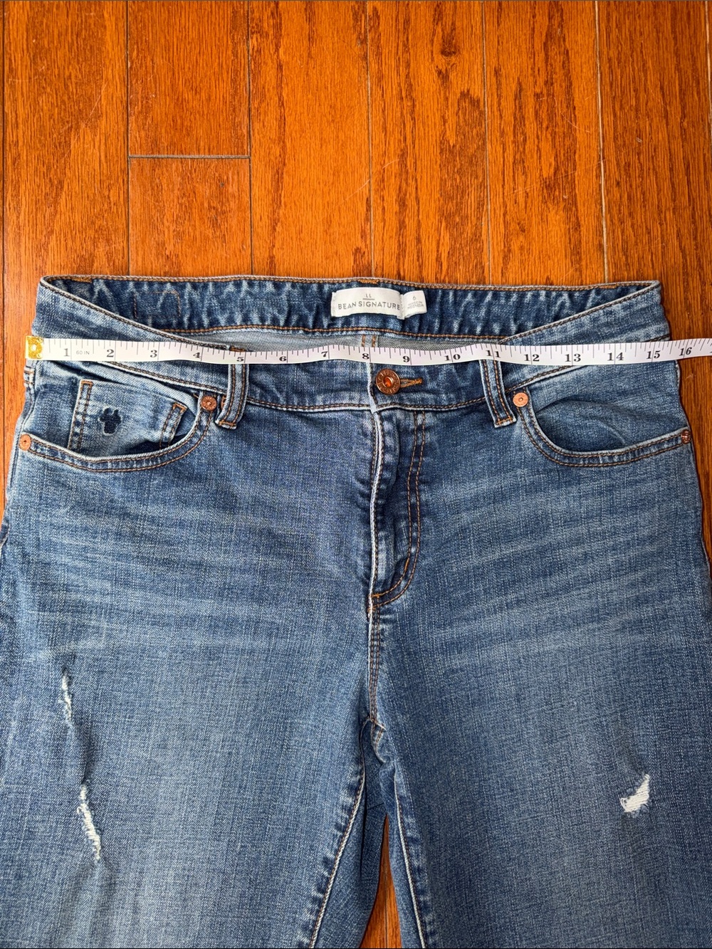 L.L.Bean Signature Straight Organic Cotton Jeans Sz 6 Medium Wash Stretch Denim - Picture 2 of 8